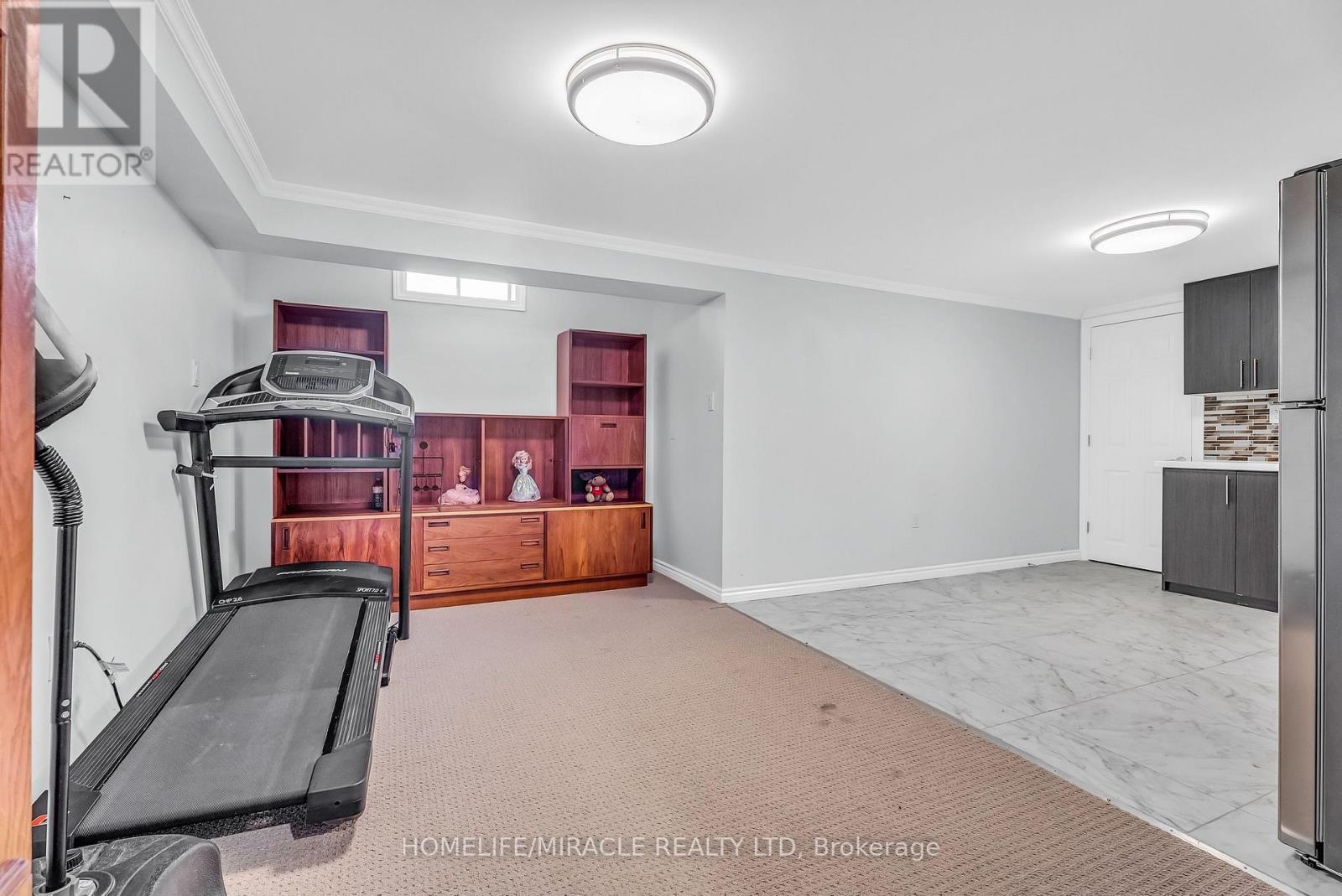 1 Beechnut Crescent, Clarington, ON - Indoor Photo Showing Gym Room