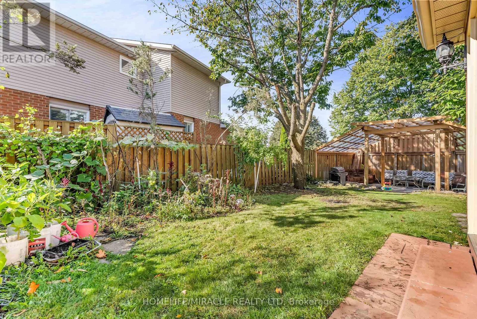1 Beechnut Crescent, Clarington, ON - Outdoor