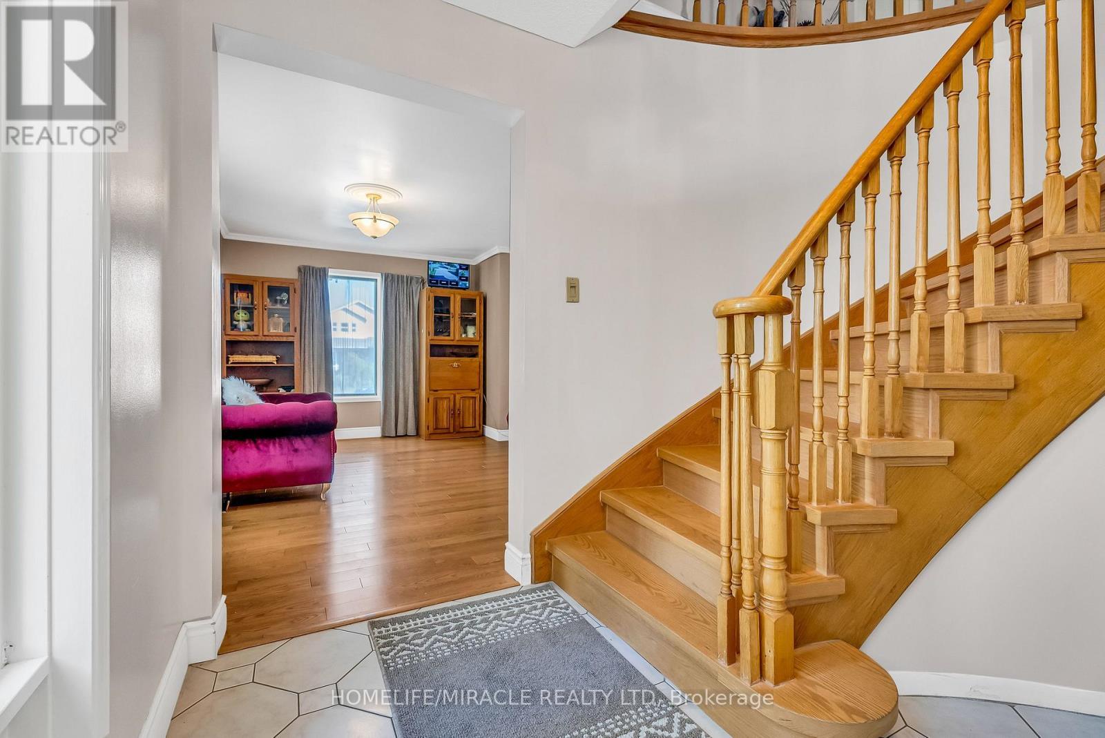1 Beechnut Crescent, Clarington, ON - Indoor Photo Showing Other Room