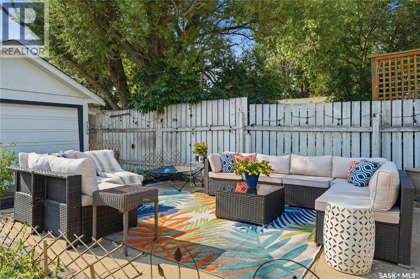3606 Queen Street, Regina, SK - Outdoor With Deck Patio Veranda With Exterior