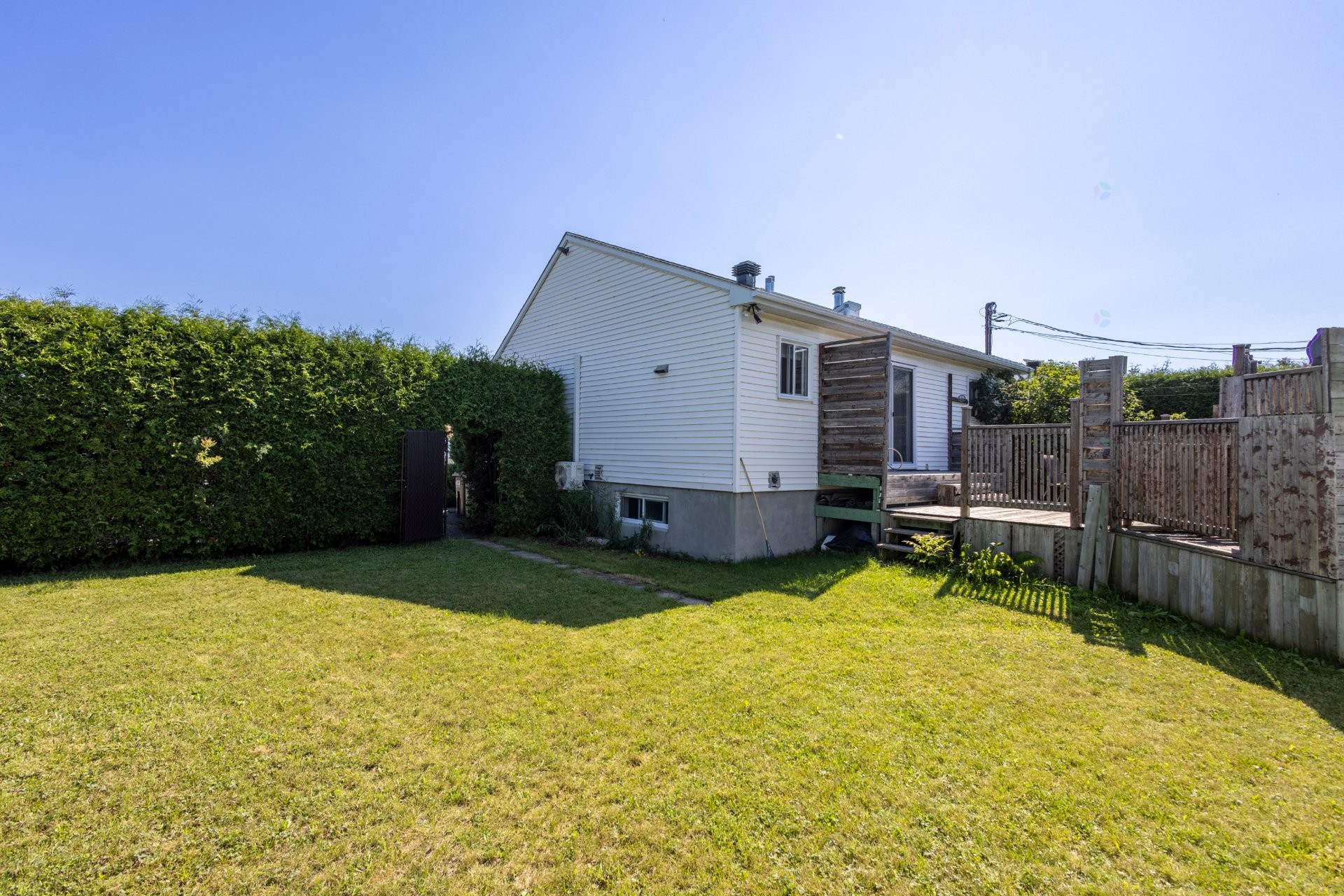 Cour - 3013 Av. Bériot, Boisbriand, QC - Outdoor