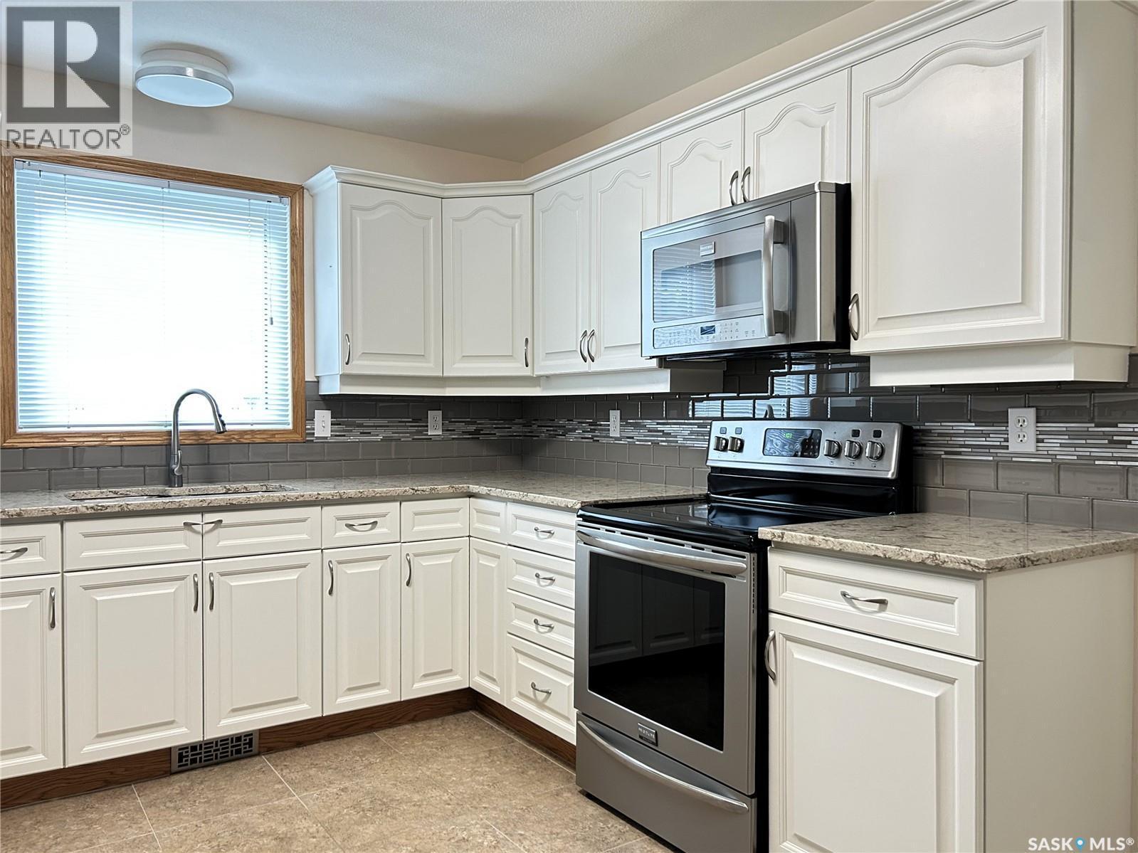 241 815 Heritage Green, Saskatoon, SK