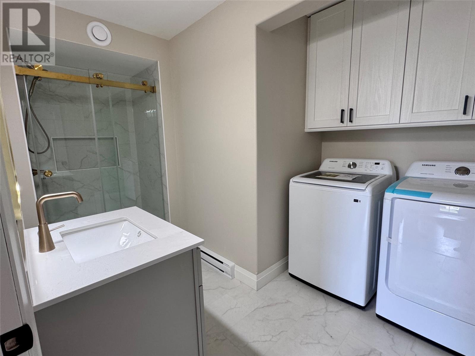 4 Second Avenue, Deer Lake, NL - Indoor Photo Showing Laundry Room