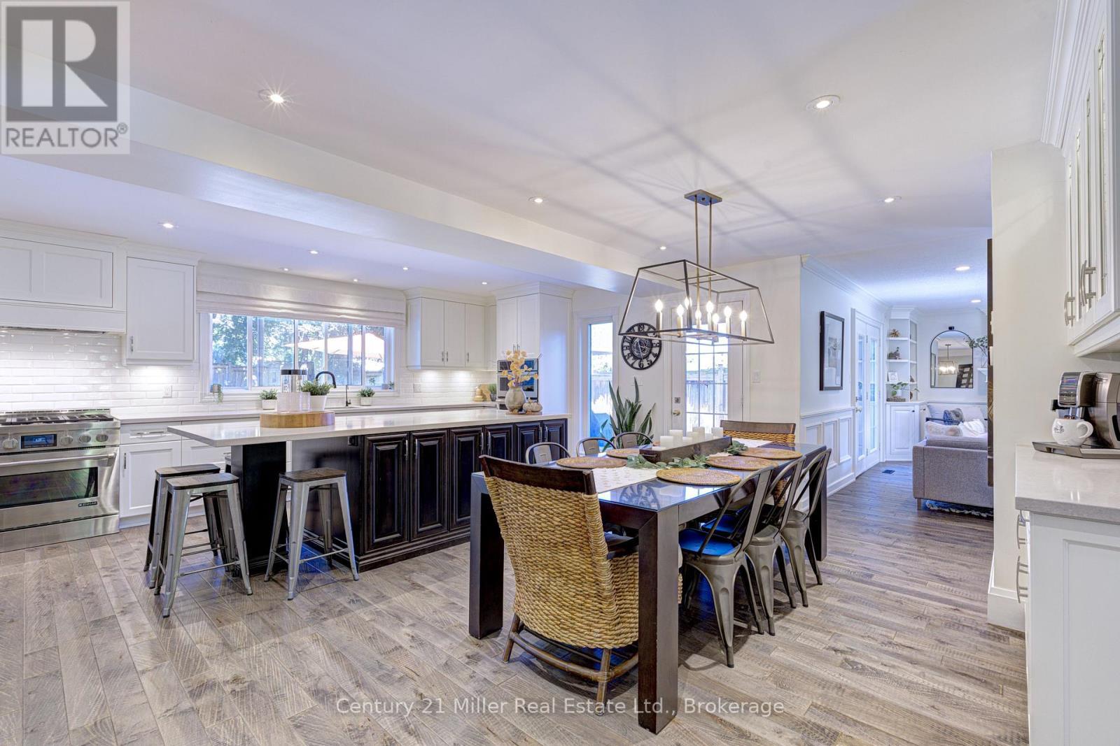 6 Mays Crescent, Hamilton (Waterdown), ON - Indoor