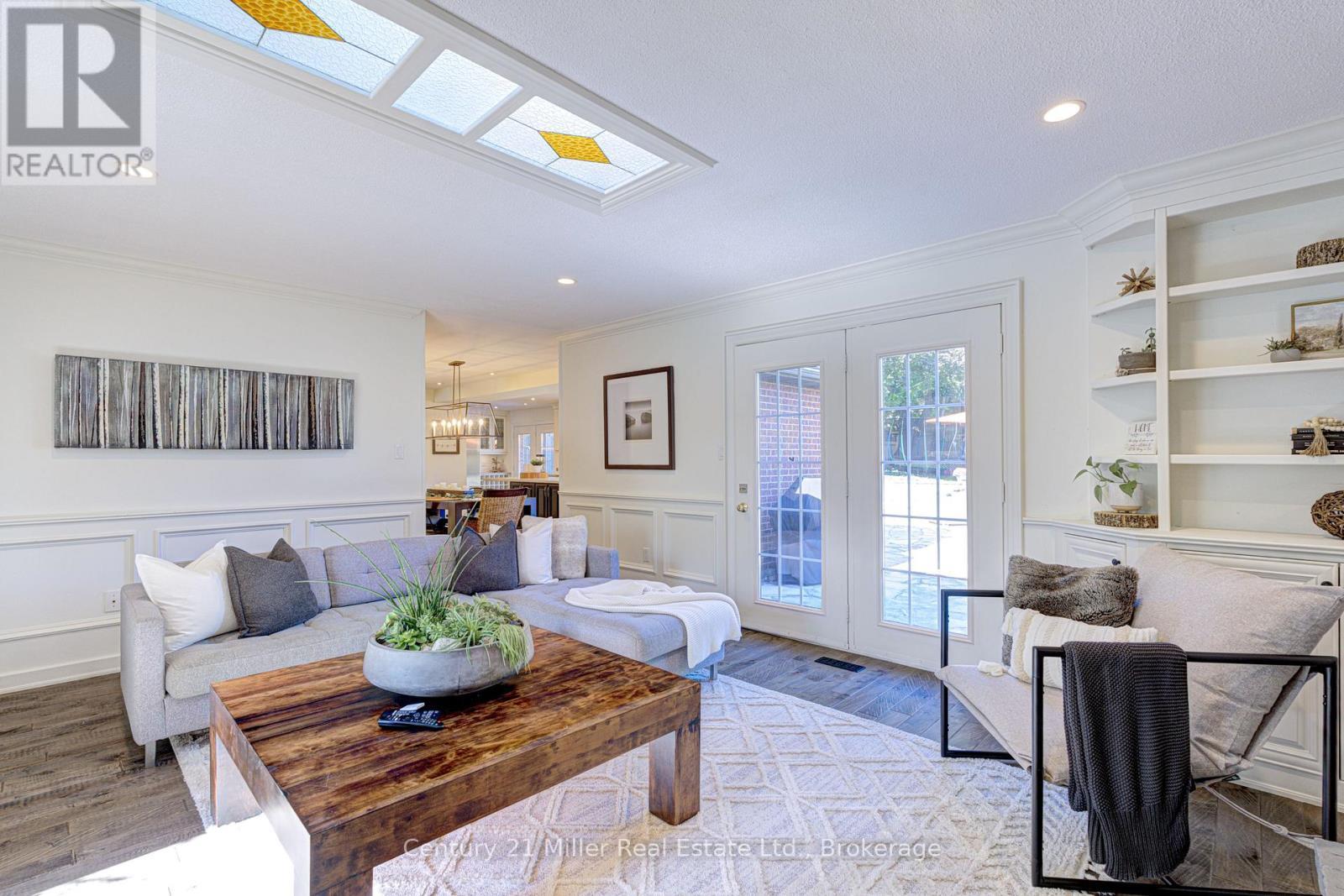 6 Mays Crescent, Hamilton (Waterdown), ON - Indoor Photo Showing Other Room