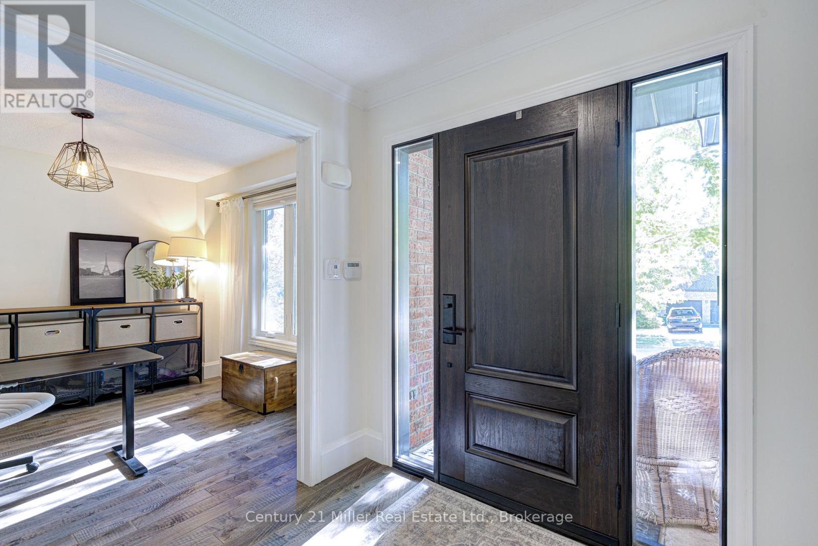 6 Mays Crescent, Hamilton (Waterdown), ON - Indoor Photo Showing Other Room