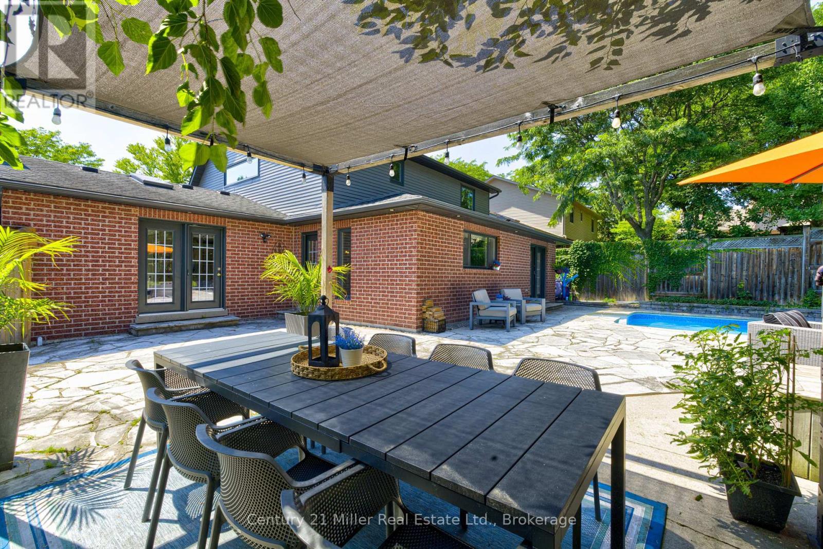 6 Mays Crescent, Hamilton (Waterdown), ON - Outdoor With In Ground Pool With Deck Patio Veranda With Exterior