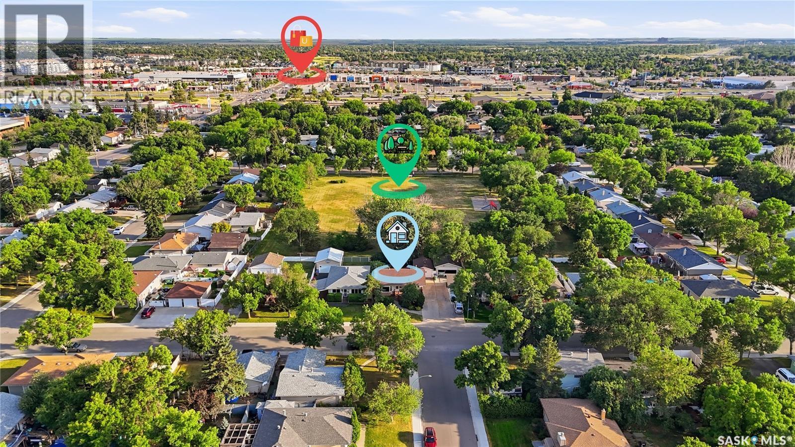 19 Thomson Avenue, Regina, SK - Outdoor With View