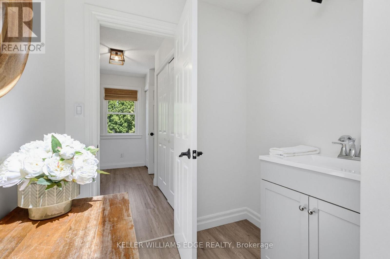 21 Kerman Avenue, Grimsby, ON - Indoor Photo Showing Other Room