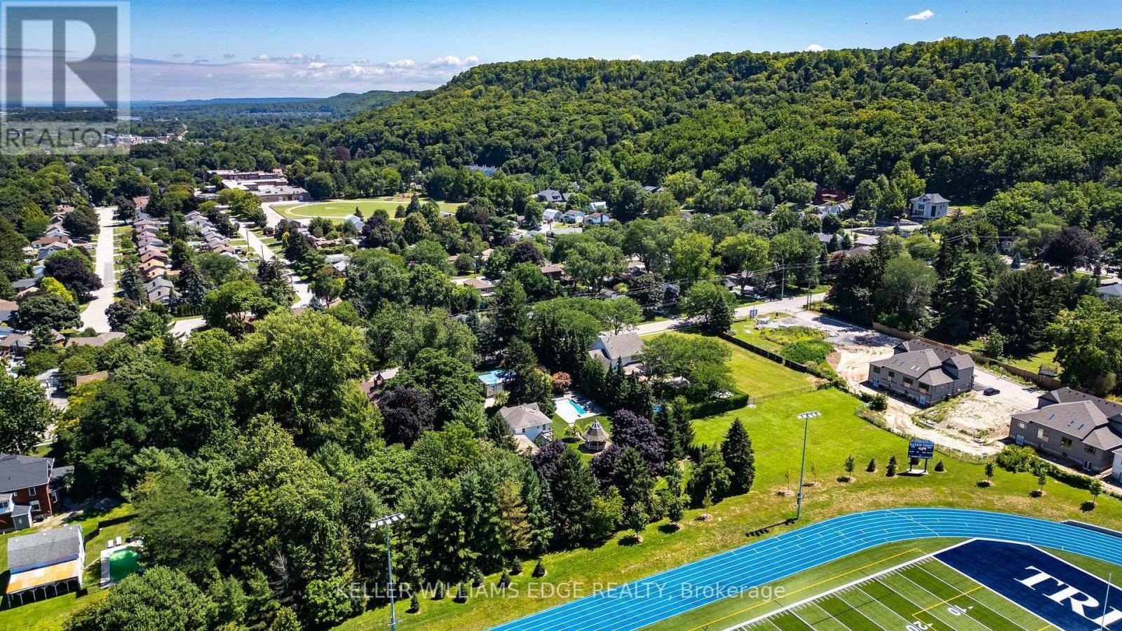 21 Kerman Avenue, Grimsby, ON - Outdoor With View