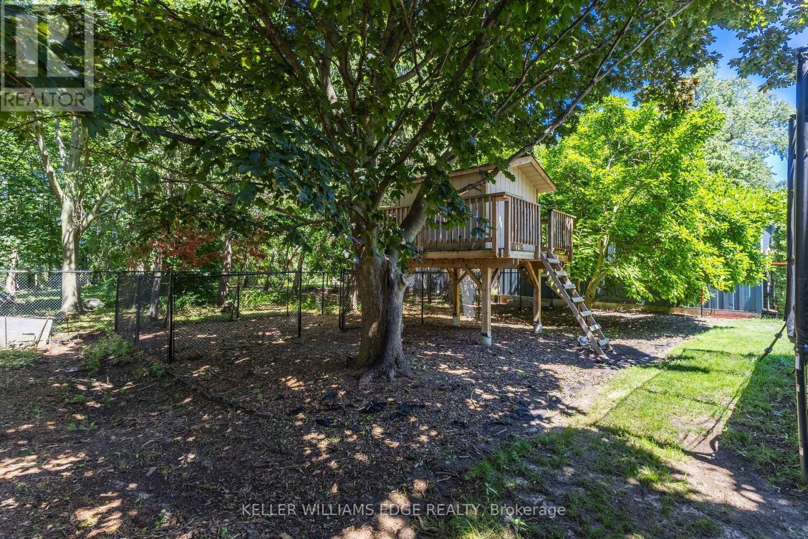 21 Kerman Avenue, Grimsby, ON - Outdoor