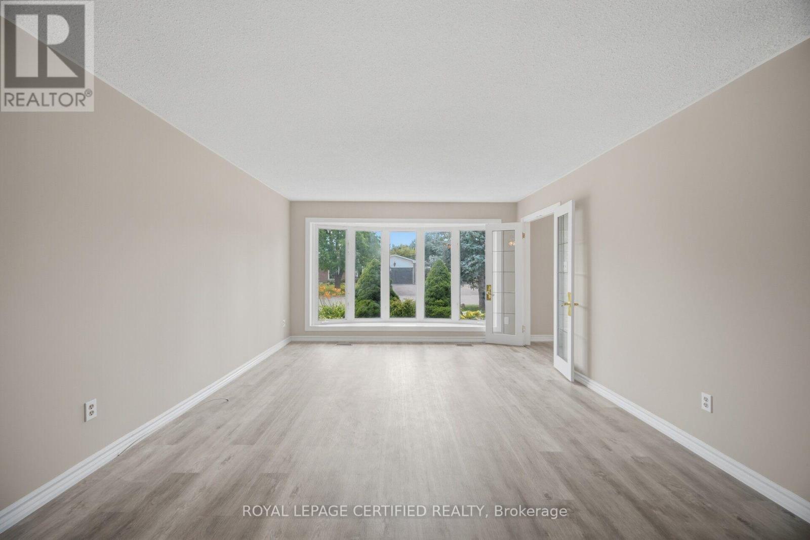 33 Grassmere Crescent, Brampton, ON - Indoor Photo Showing Other Room