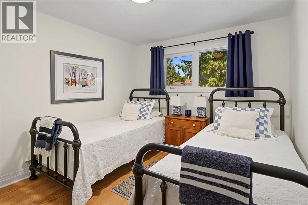 5523 Dalhart Road Nw, Calgary, AB