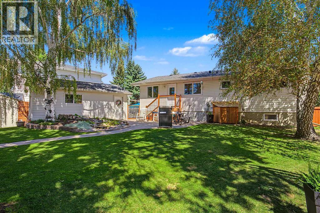 5523 Dalhart Road Nw, Calgary, AB