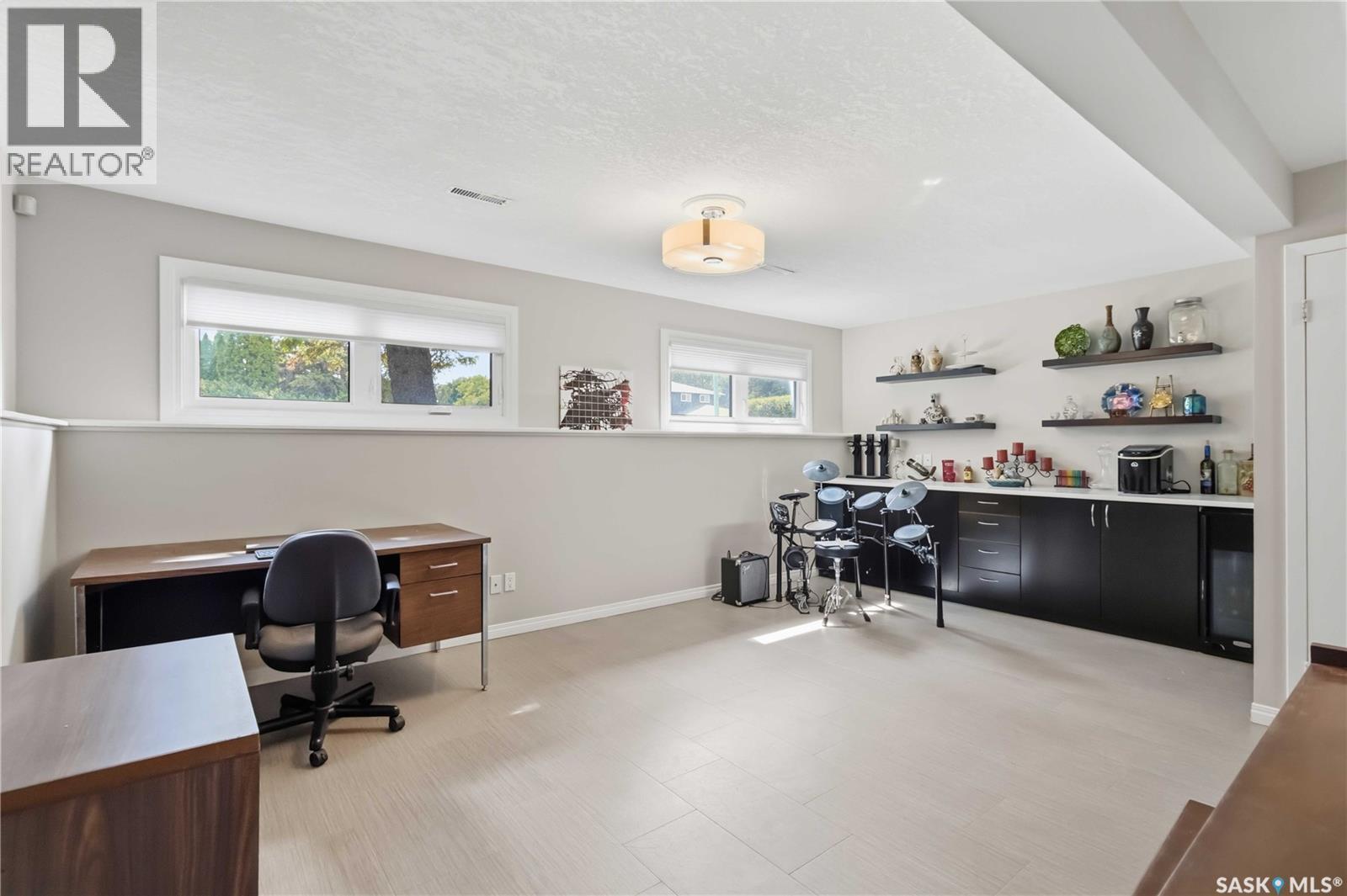122 Assiniboine Drive, Saskatoon, SK - Indoor Photo Showing Other Room