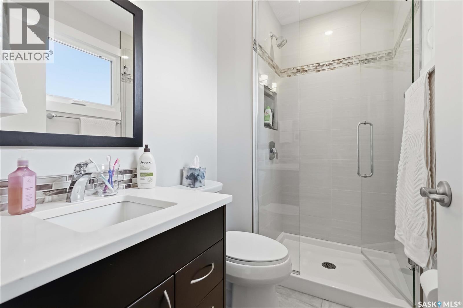 122 Assiniboine Drive, Saskatoon, SK - Indoor Photo Showing Bathroom