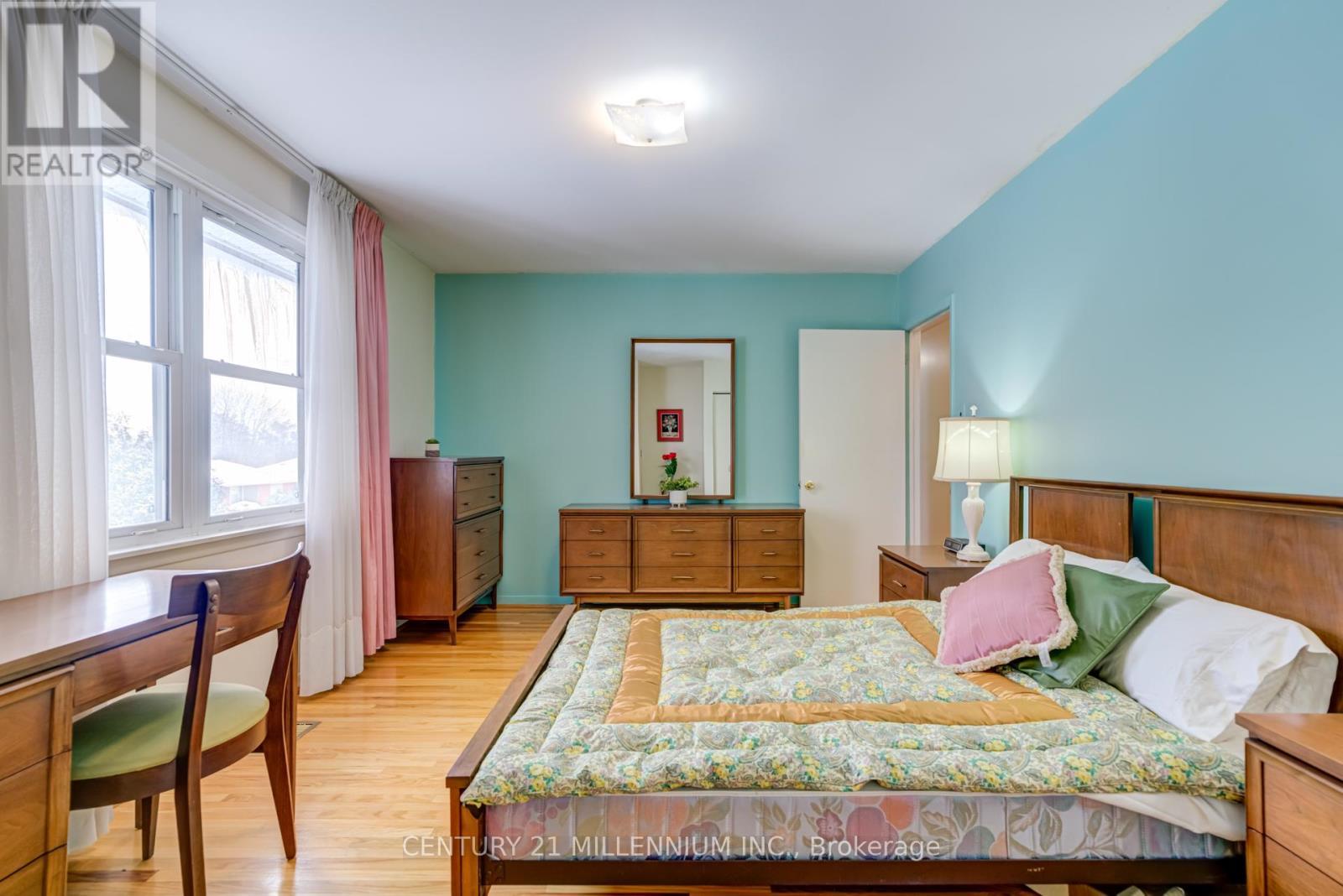 2 Durham Crescent, Brampton, ON - Indoor Photo Showing Bedroom