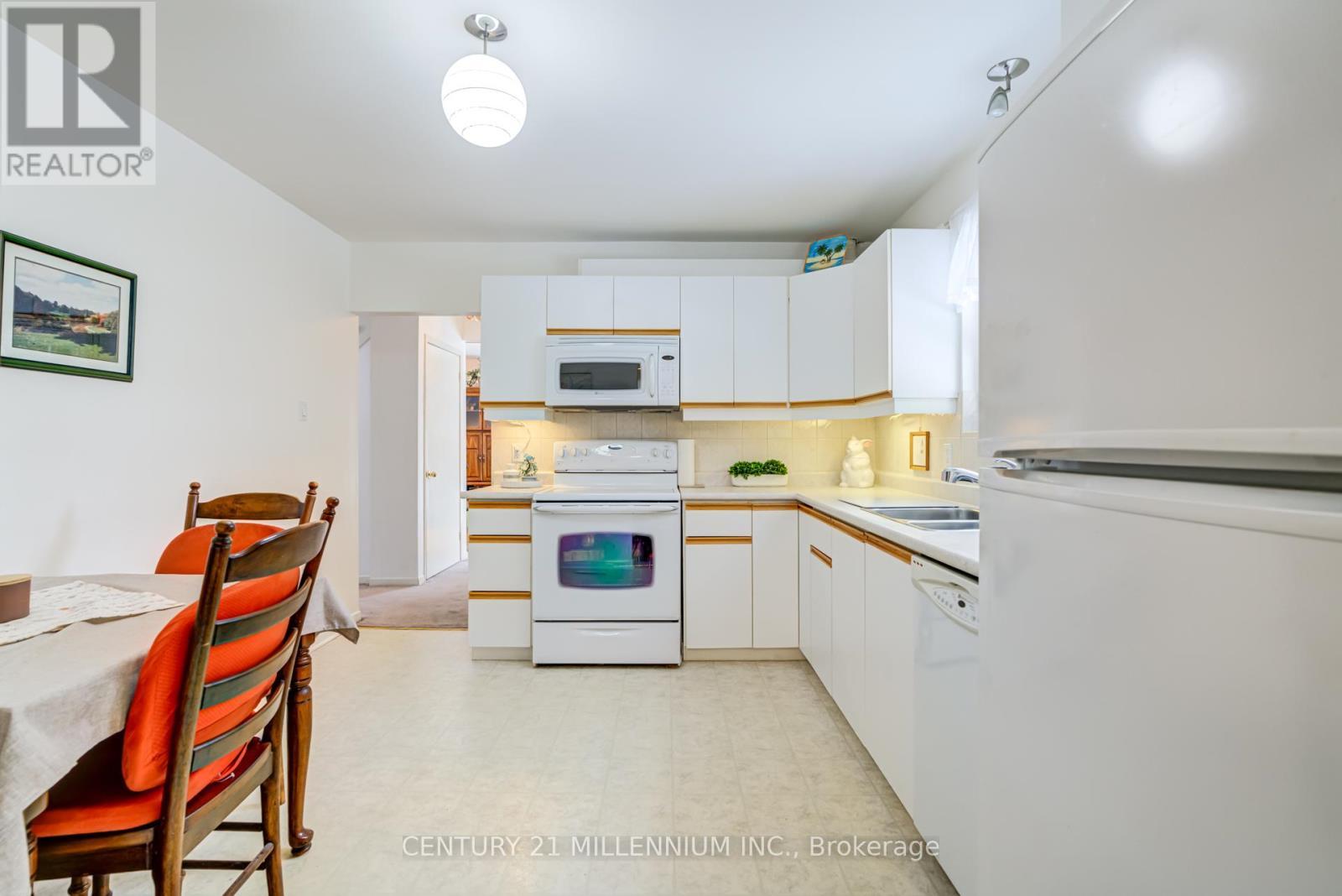 2 Durham Crescent, Brampton, ON - Indoor Photo Showing Kitchen With Double Sink