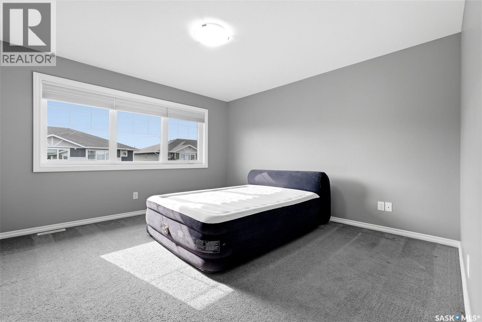 351 4000 Sandhill Crescent, Regina, SK - Indoor Photo Showing Bedroom