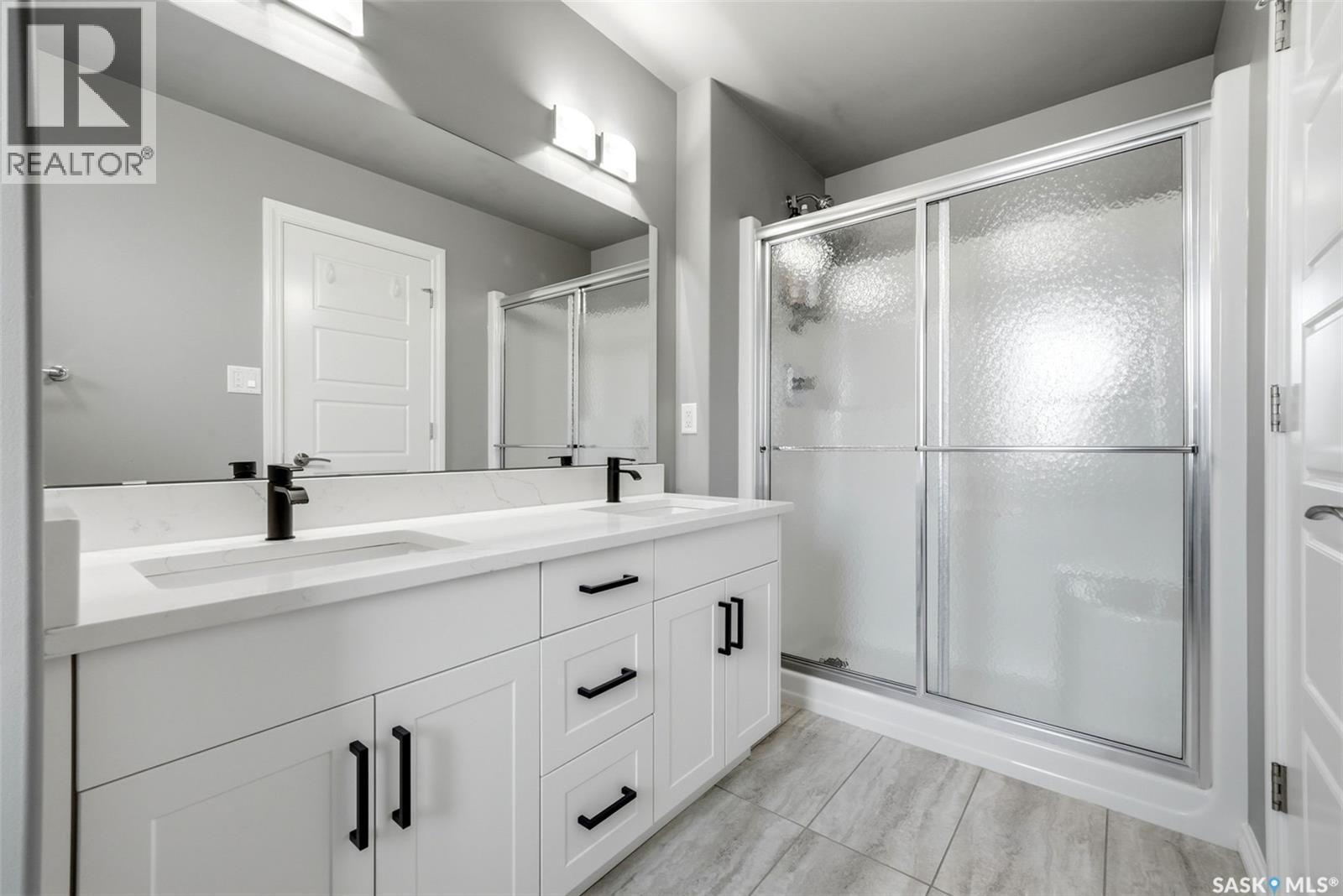 351 4000 Sandhill Crescent, Regina, SK - Indoor Photo Showing Bathroom