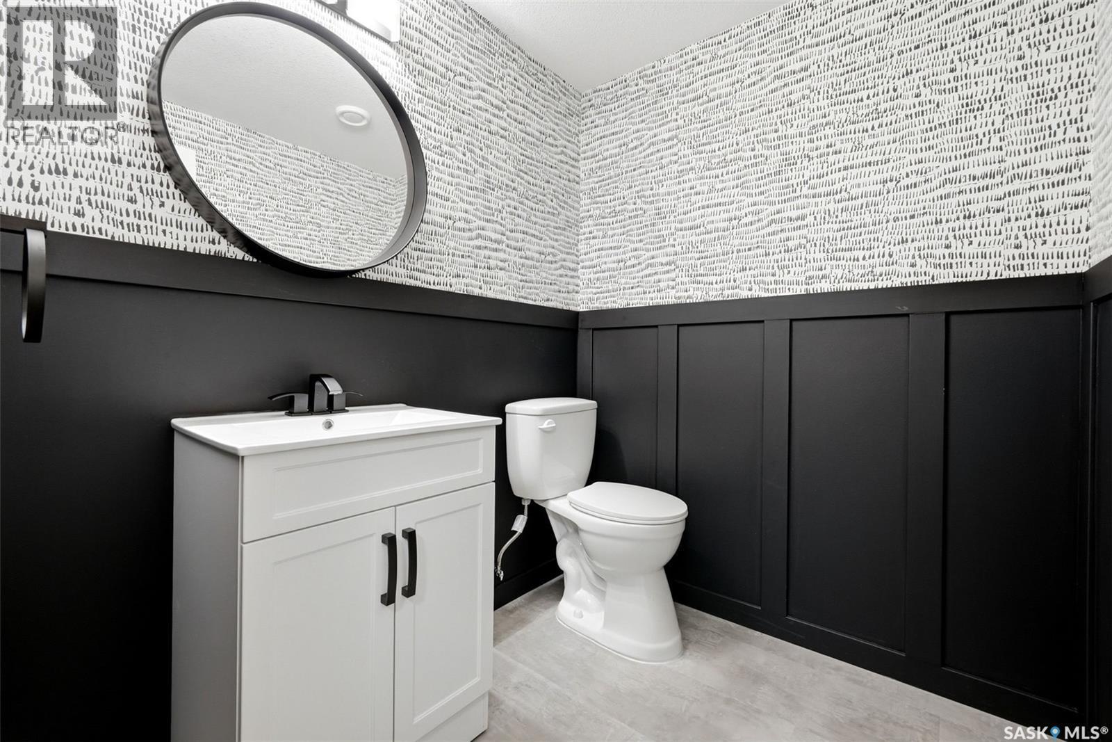 351 4000 Sandhill Crescent, Regina, SK - Indoor Photo Showing Bathroom