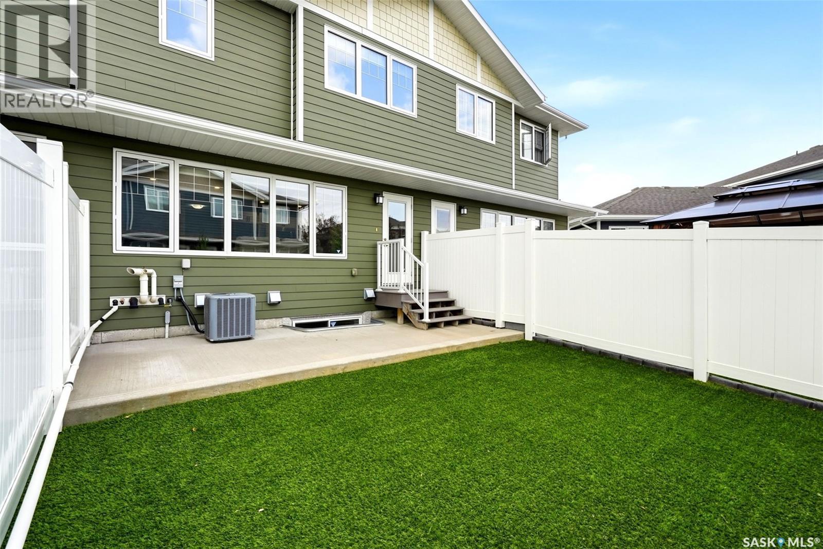 351 4000 Sandhill Crescent, Regina, SK - Outdoor