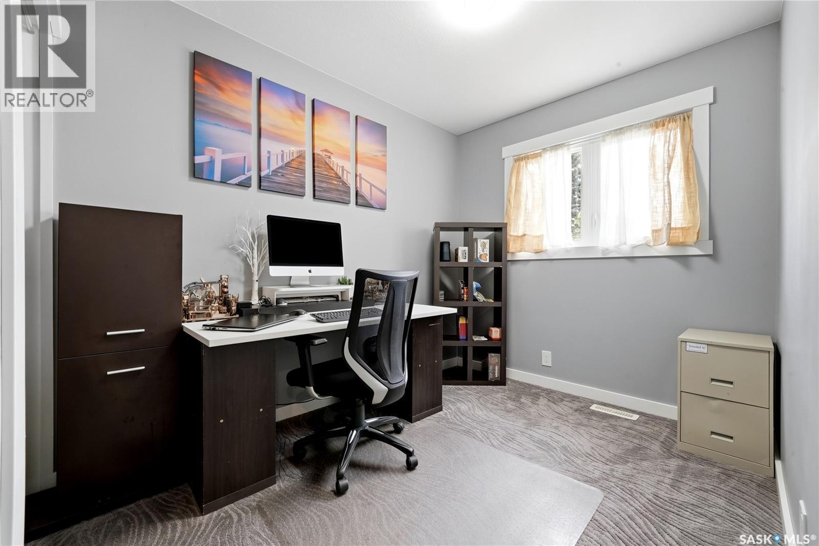 114 Mcsherry Crescent, Regina, SK - Indoor Photo Showing Office
