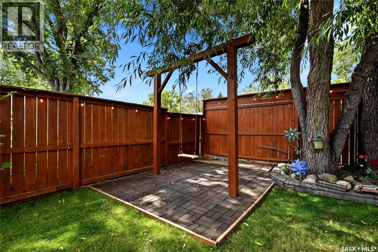 114 Mcsherry Crescent, Regina, SK - Outdoor