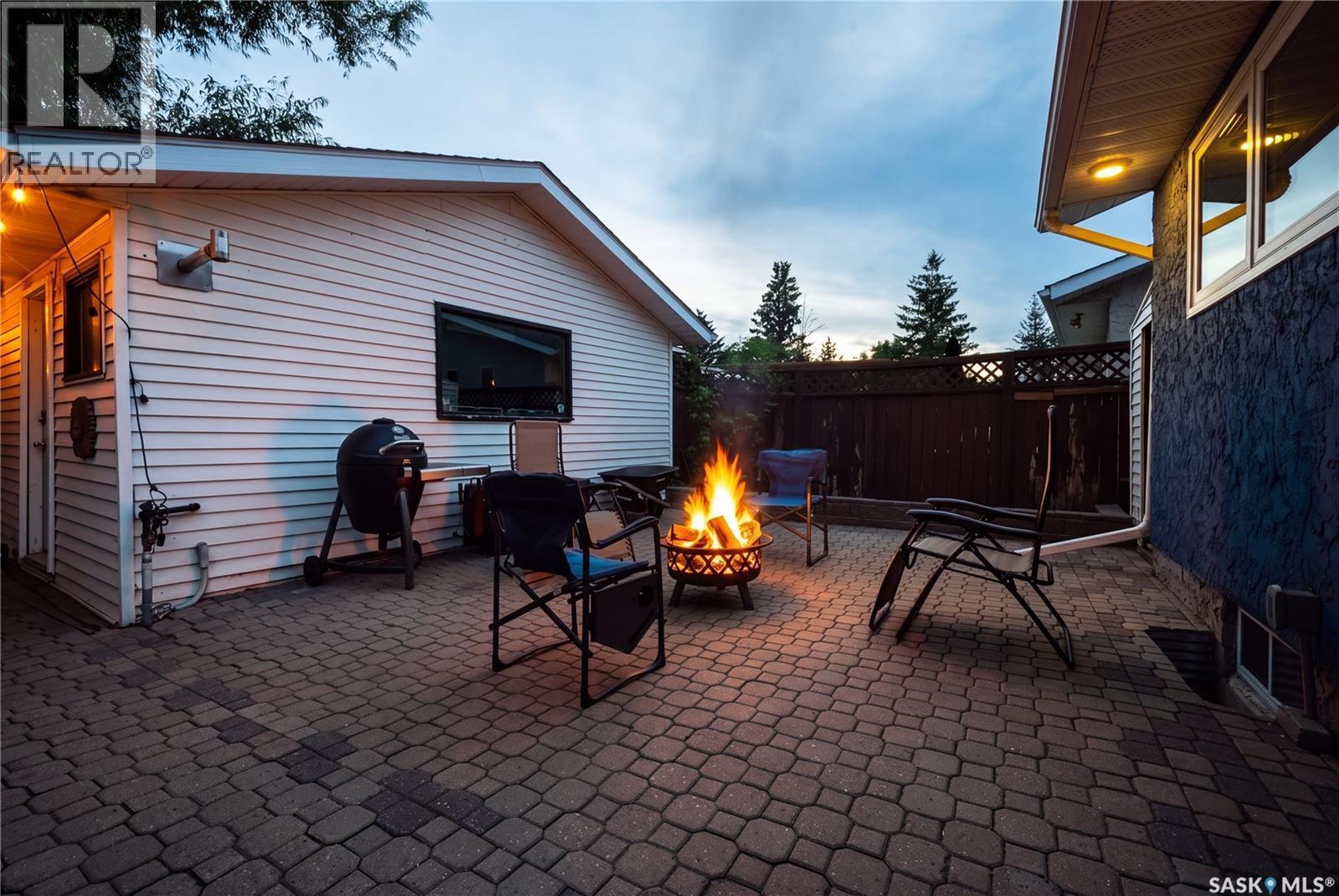 114 Mcsherry Crescent, Regina, SK - Outdoor With Exterior