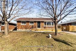 38 COLLIER ROAD N Thorold, ON L2V 2X3