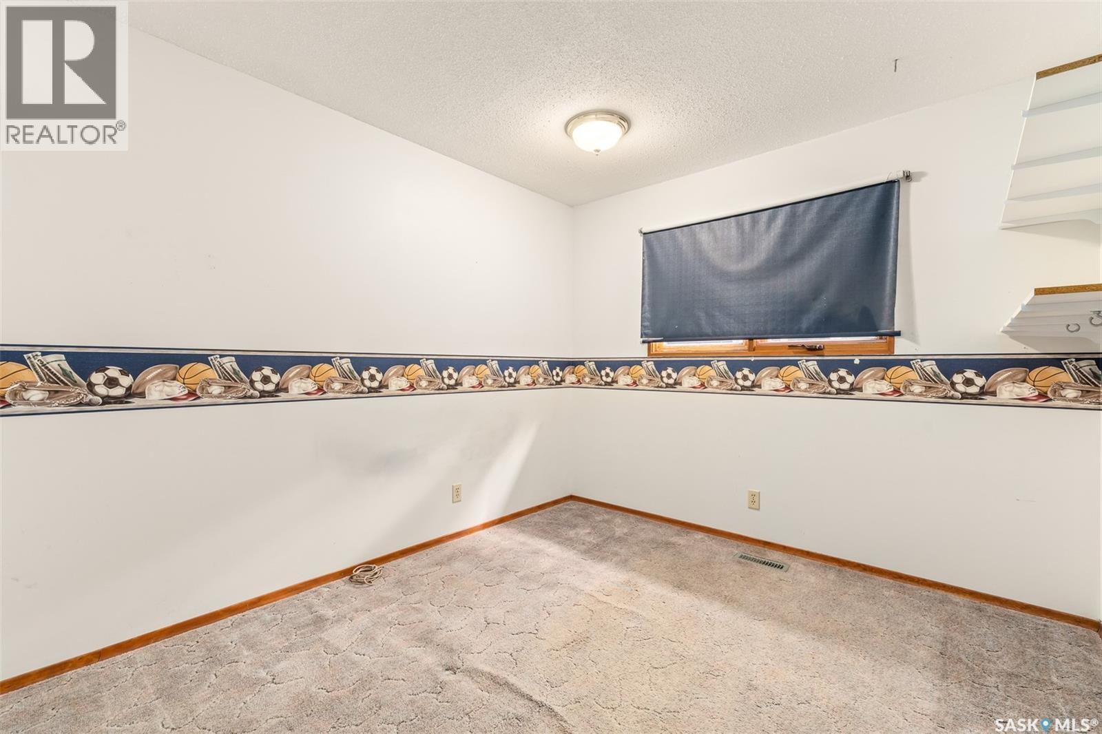 6142 7Th Avenue N, Regina, SK - Indoor Photo Showing Other Room