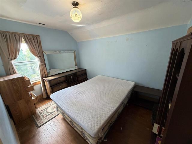 1633 Pacific Ave, Winnipeg, MB
