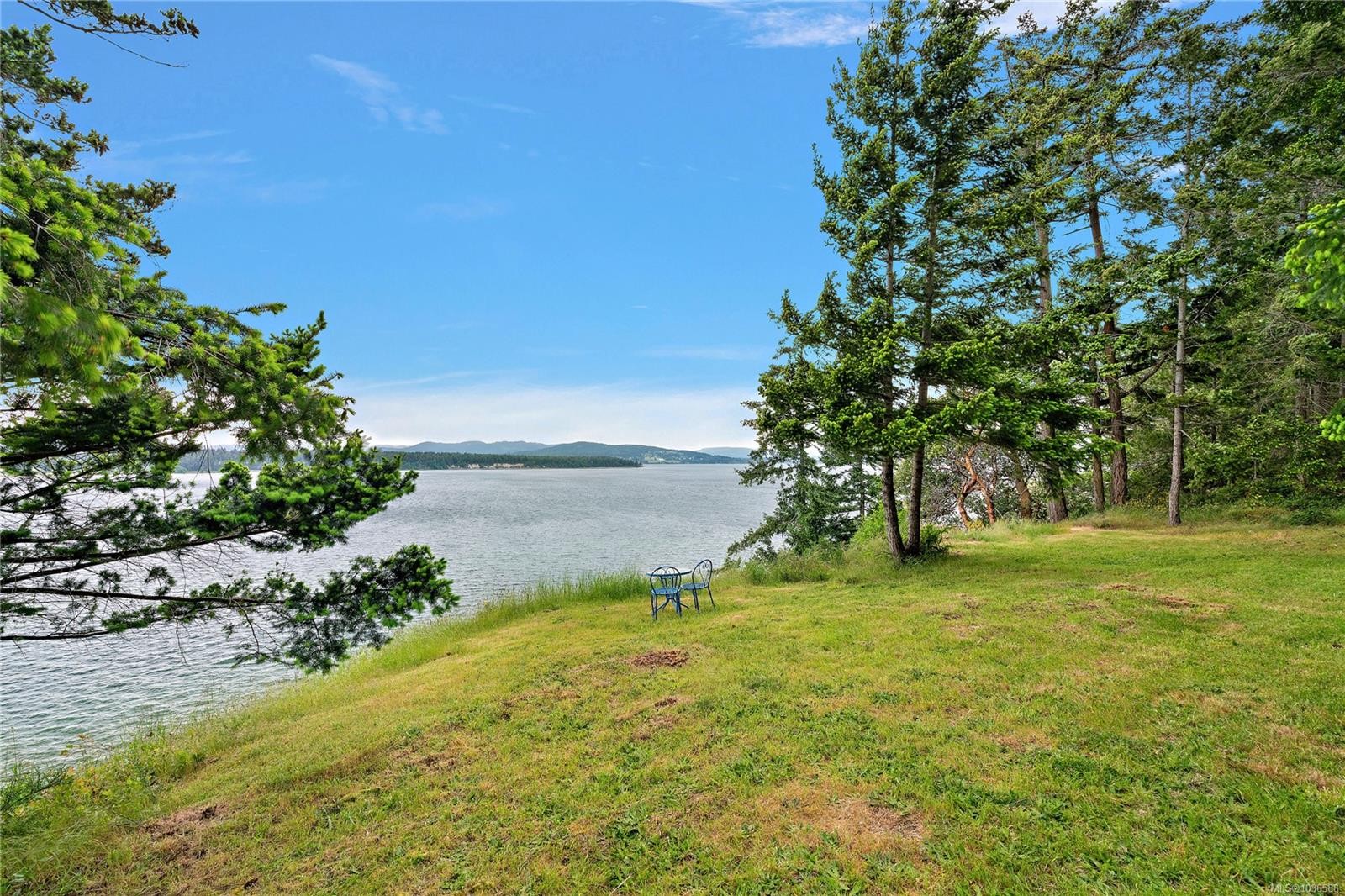 125 Mapleleaf Lane, Sidney Island, BC
