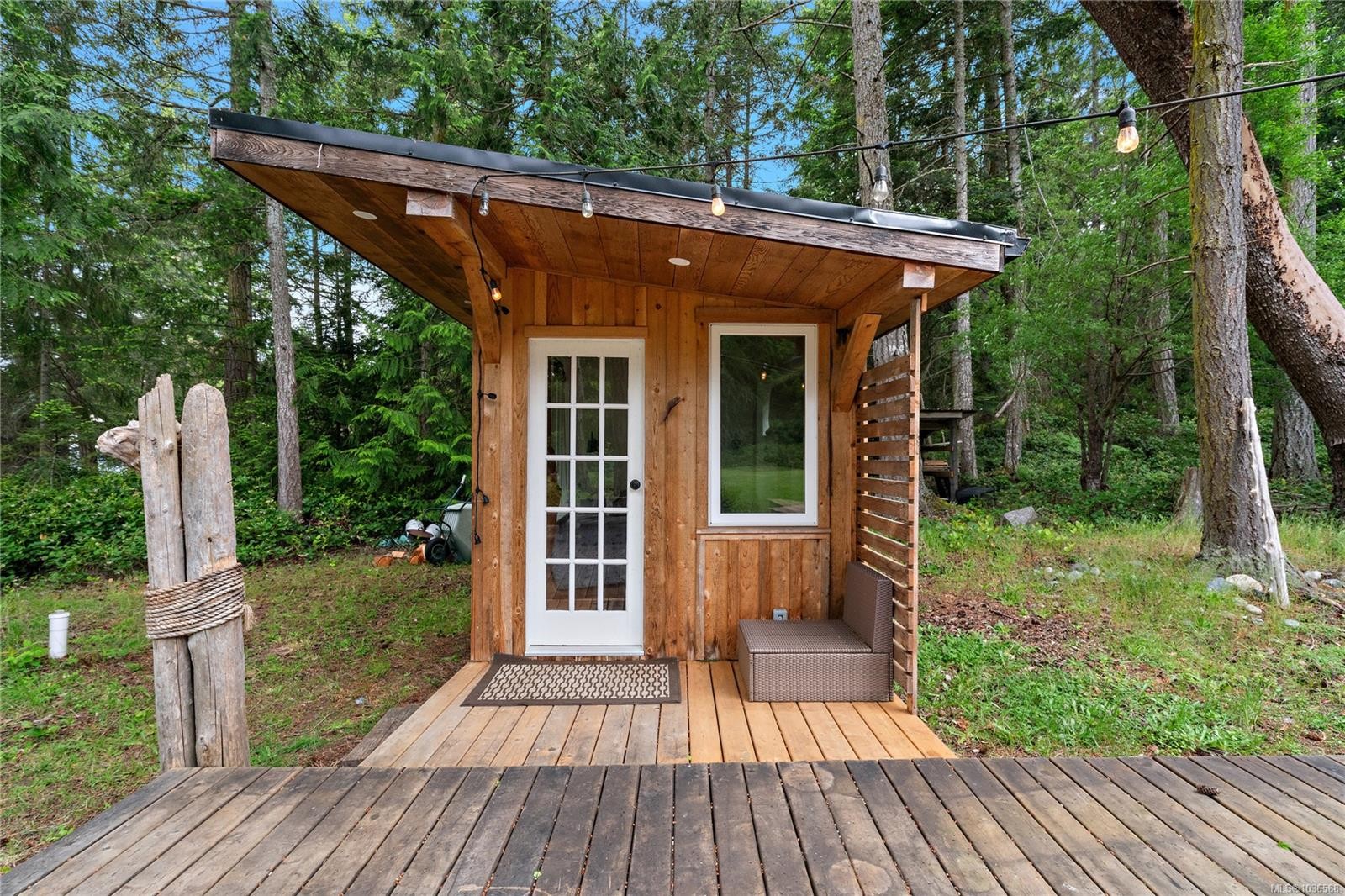 125 Mapleleaf Lane, Sidney Island, BC
