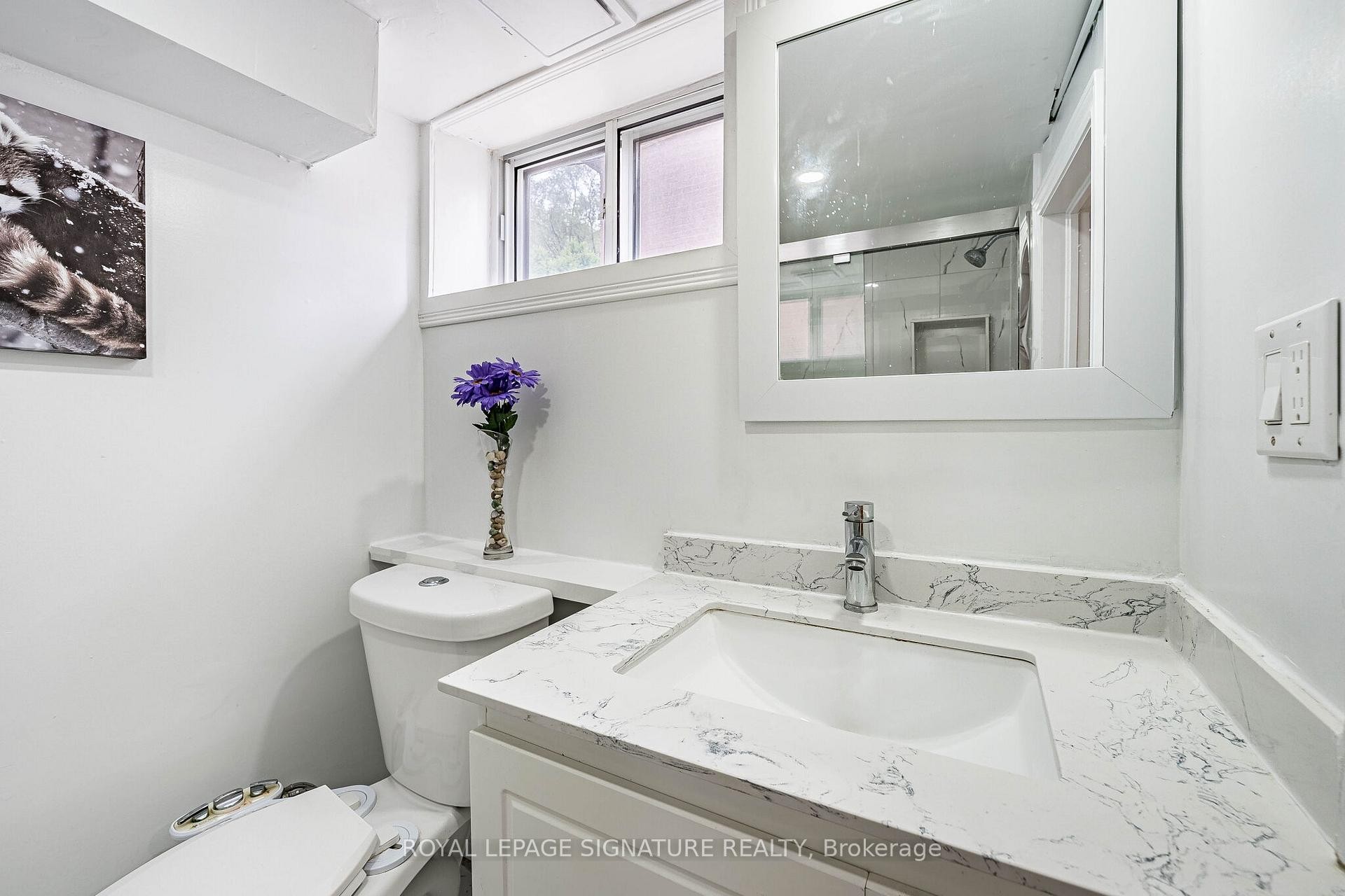 7 Putney Road, Toronto, ON - Indoor Photo Showing Bathroom
