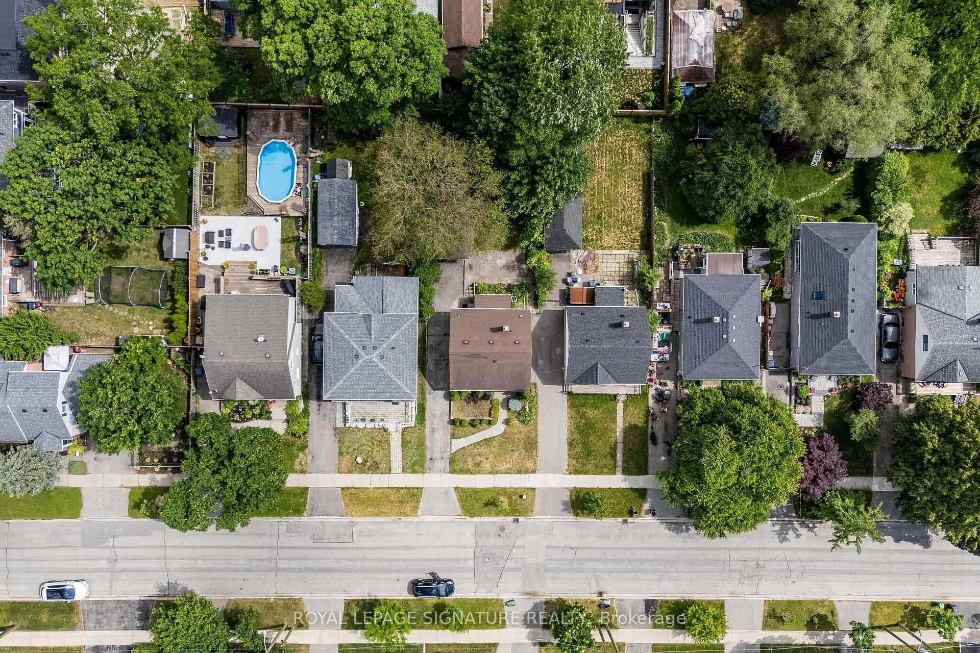 7 Putney Road, Toronto, ON - Outdoor With View