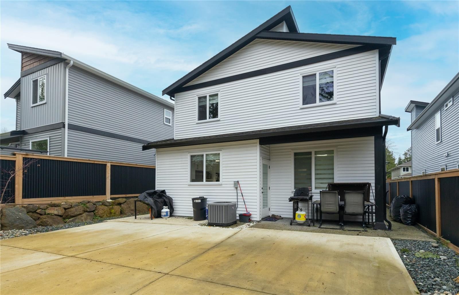 1636 Roberta Rd South, Nanaimo, BC