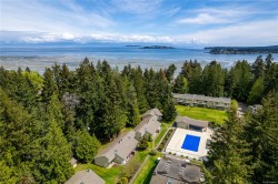 #76-1135 Resort Dr Parksville, BC V9P 2T6