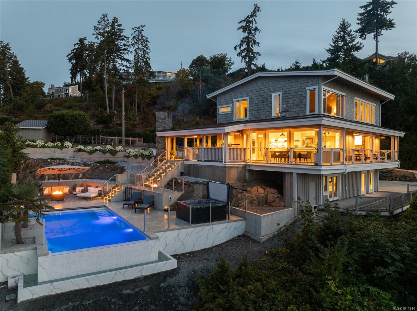 3089 Cook St, Chemainus, BC