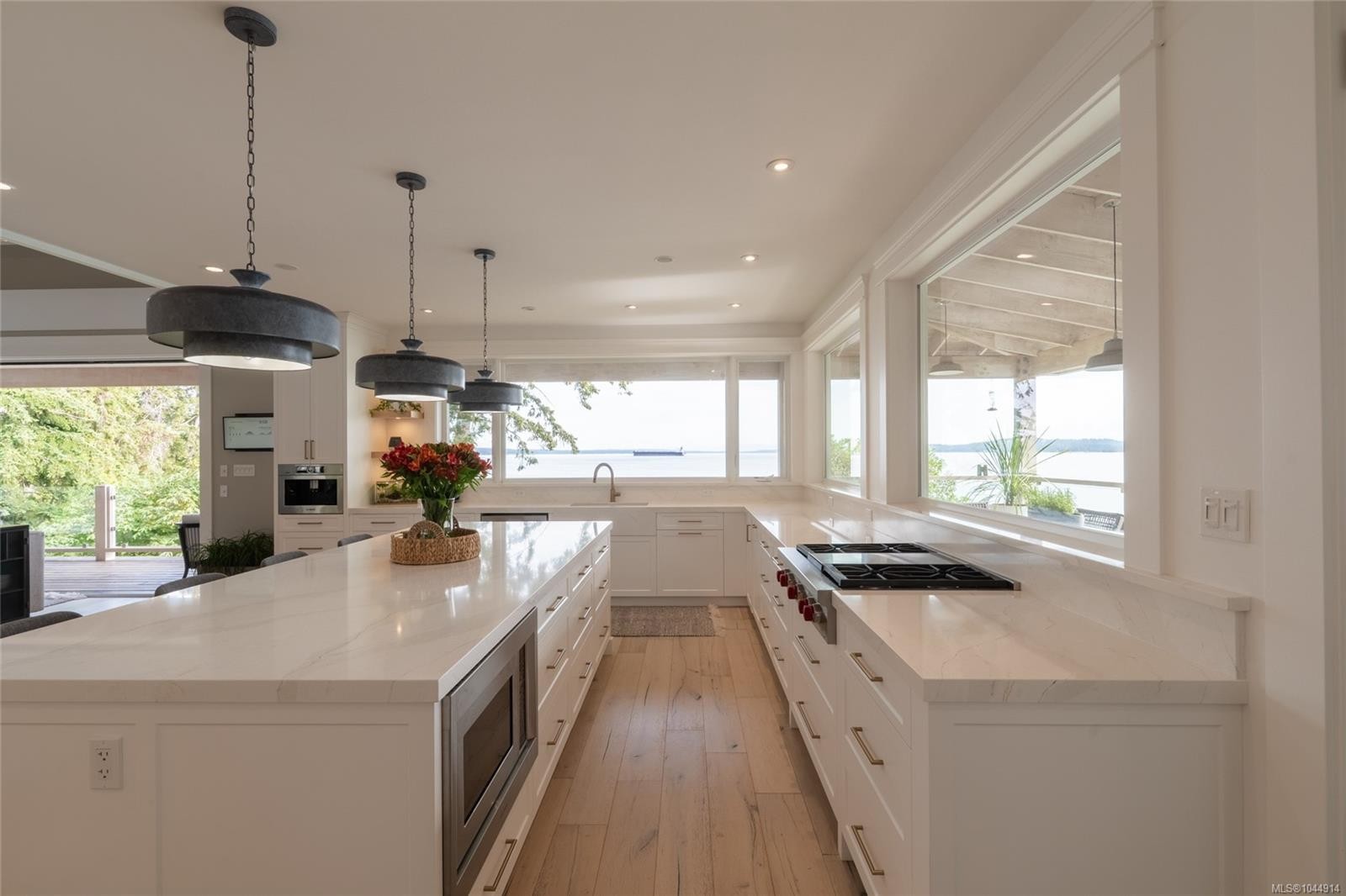 3089 Cook St, Chemainus, BC