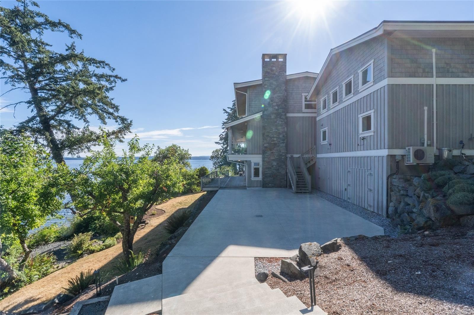 3089 Cook St, Chemainus, BC