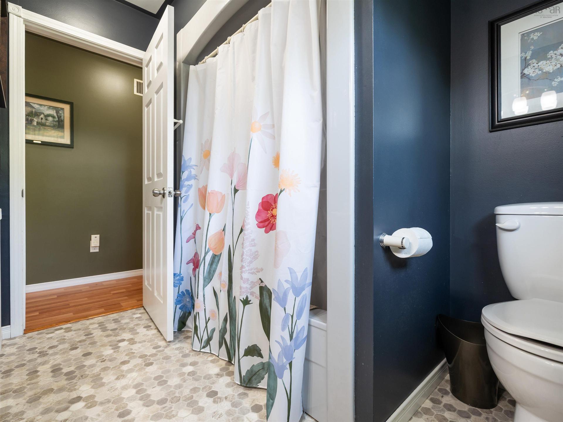 86 Nita Drive, Brookside, NS - Indoor Photo Showing Bathroom