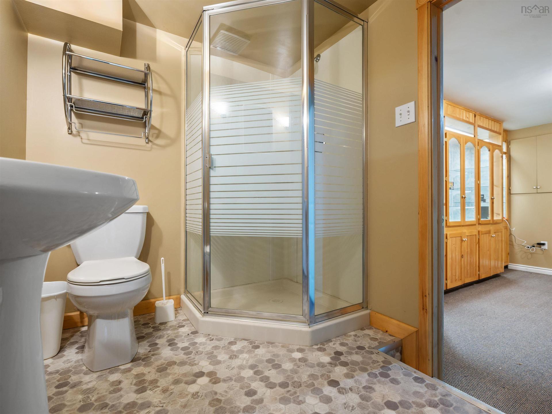 86 Nita Drive, Brookside, NS - Indoor Photo Showing Bathroom