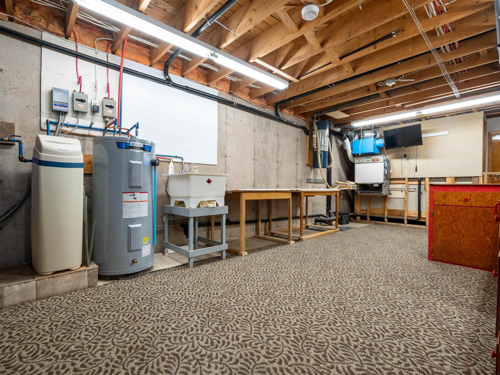 86 Nita Drive, Brookside, NS - Indoor Photo Showing Basement