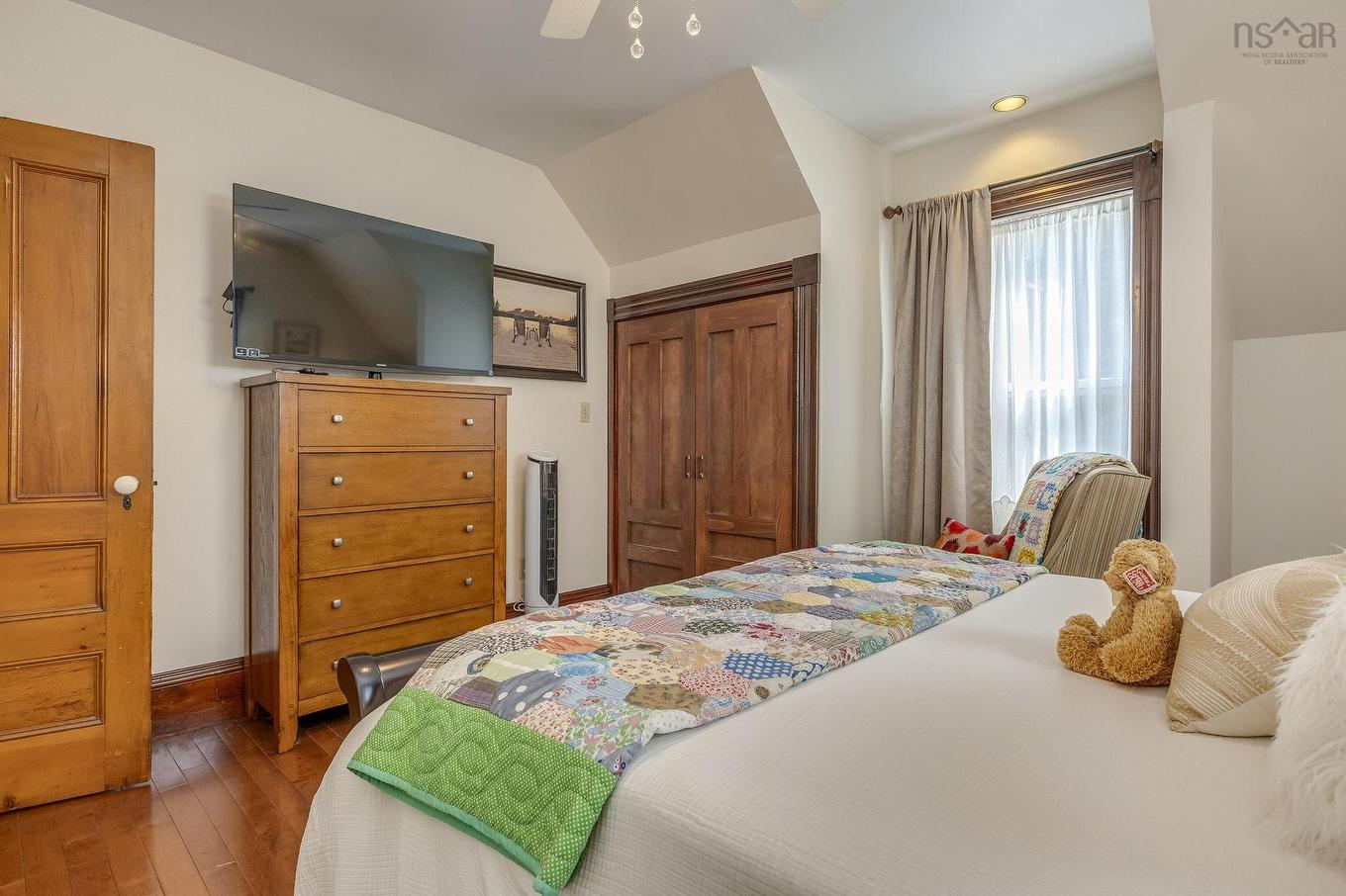 174 South Street, Berwick, NS - Indoor Photo Showing Bedroom