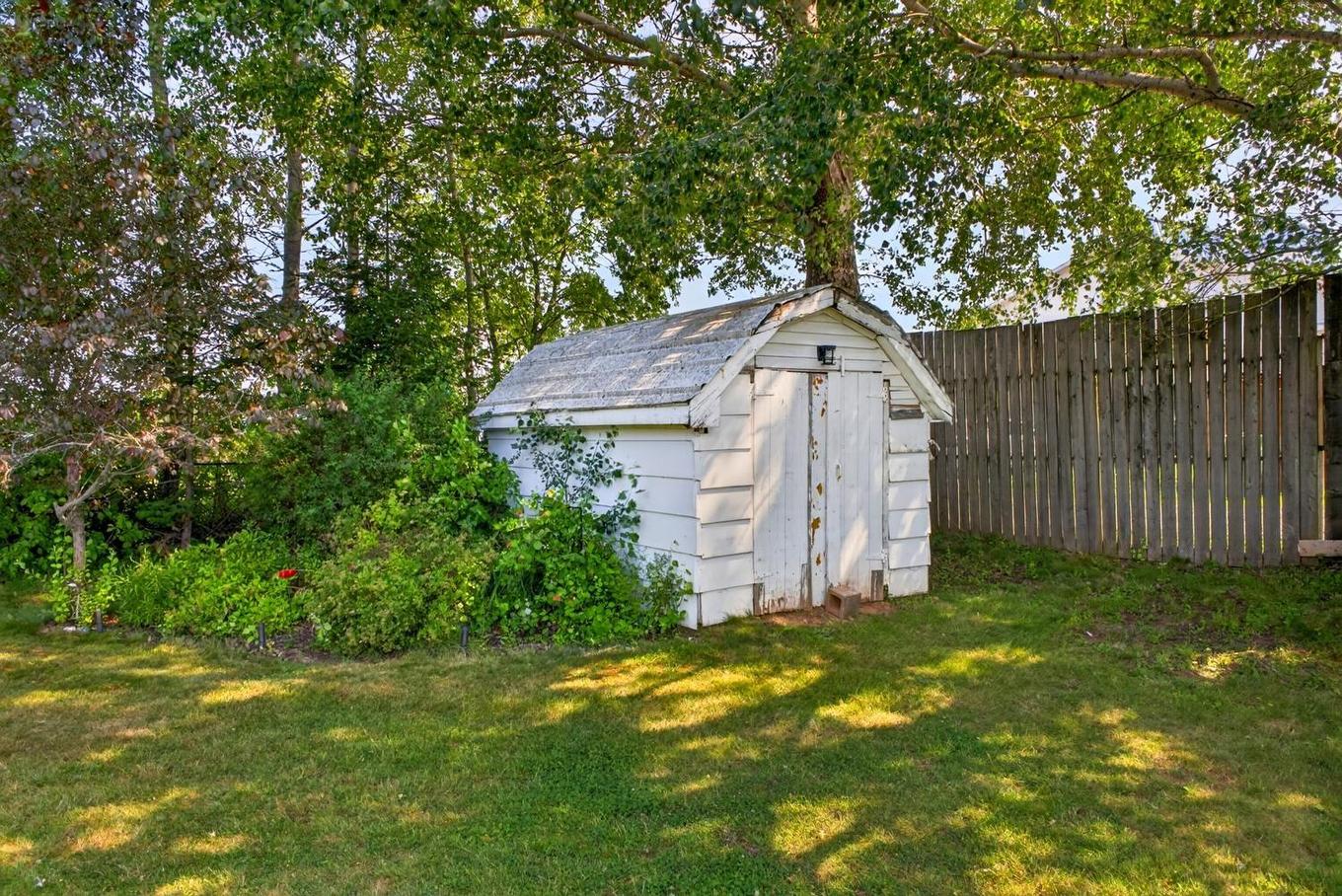 12221 Highway 2, Lower Onslow, NS