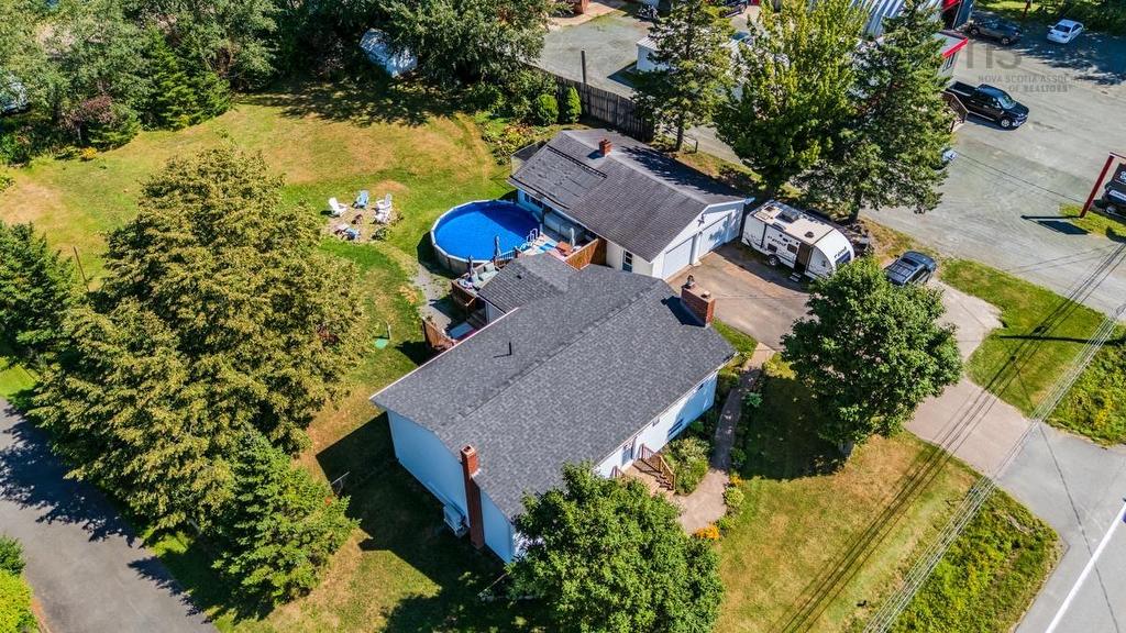 12221 Highway 2, Lower Onslow, NS