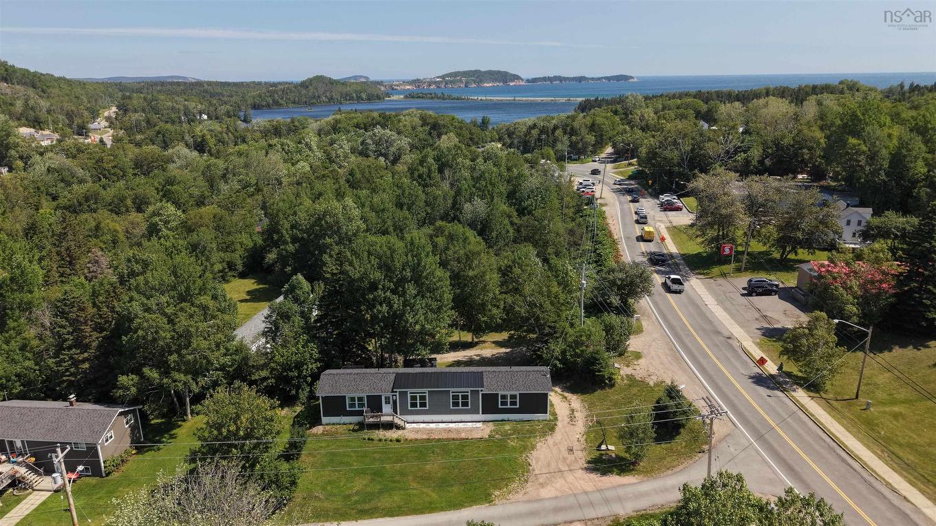 4 Kellys Lane, Ingonish, NS