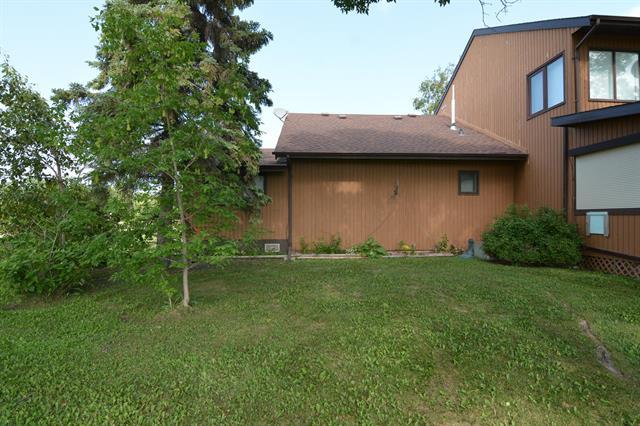 15 Middle Dr, Winnipeg Beach, MB - Outdoor