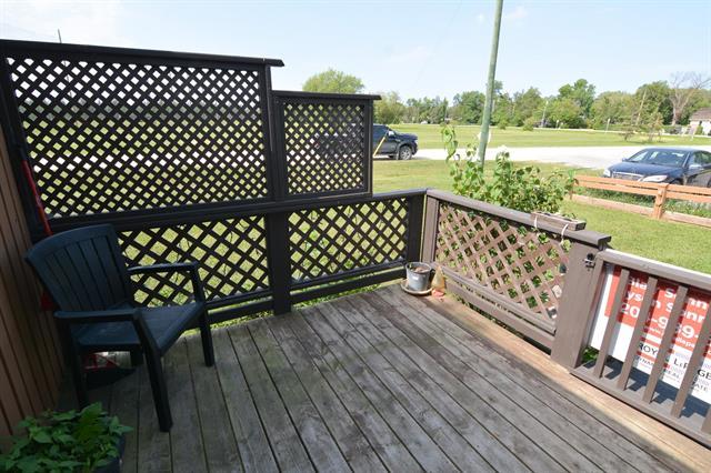 15 Middle Dr, Winnipeg Beach, MB - Outdoor With Deck Patio Veranda